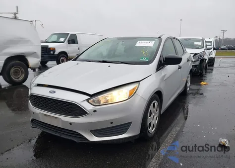 2016 Ford Focus S from USA, damaged, VIN 1FADP3E20GL365995